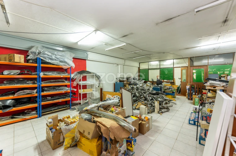 Negócio para Venda em Espinho Foto 20