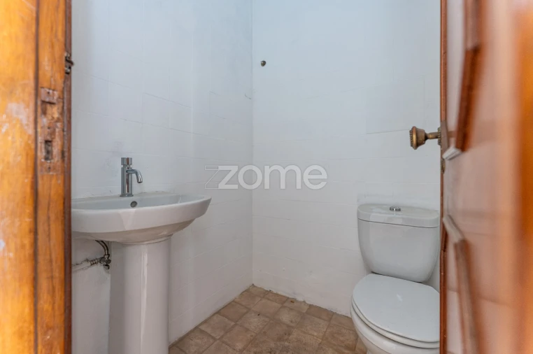 Negócio para Venda em Espinho Foto 16