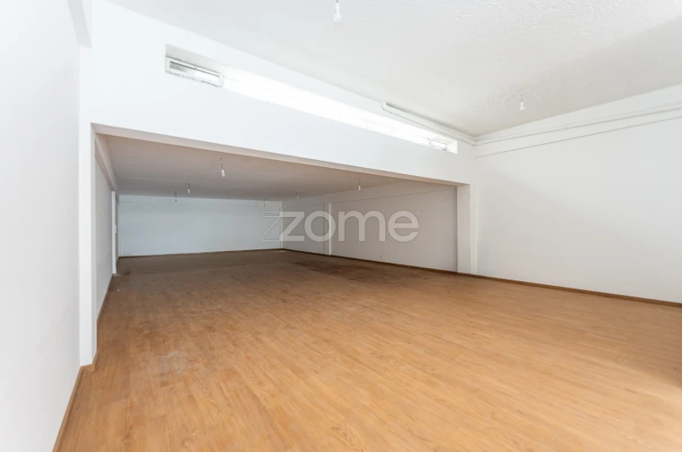 Negócio para Venda em Espinho Foto 15