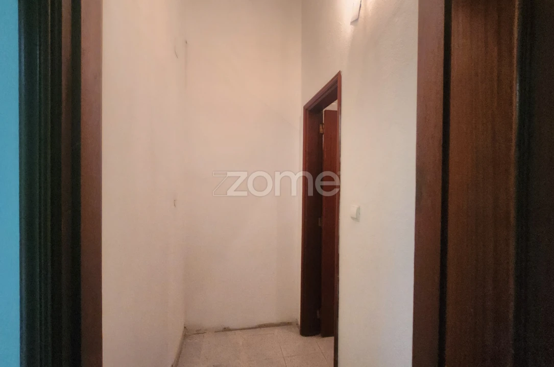 Negócio para Venda em São Martinho das Chãs Foto 14