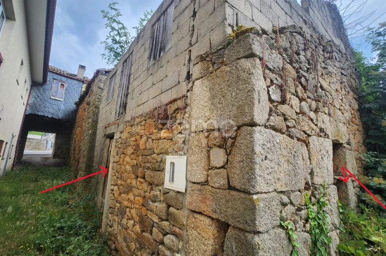 Terreno para Venda em São Martinho das Chãs Foto 7