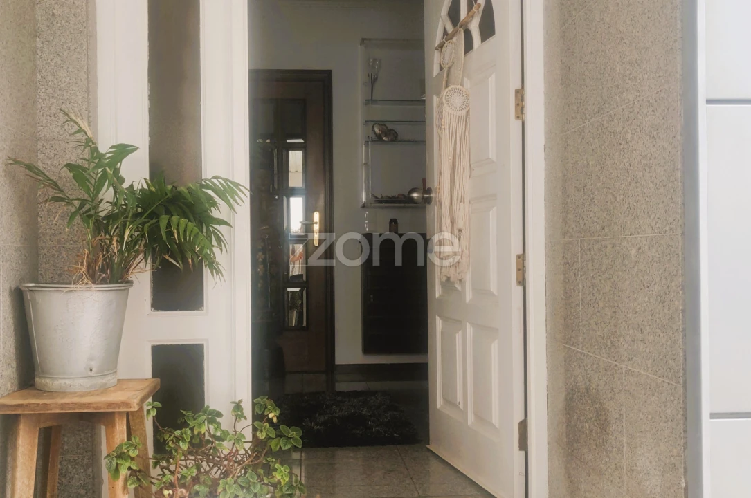 Moradia T4 para Venda em Cidade da Maia Foto 12