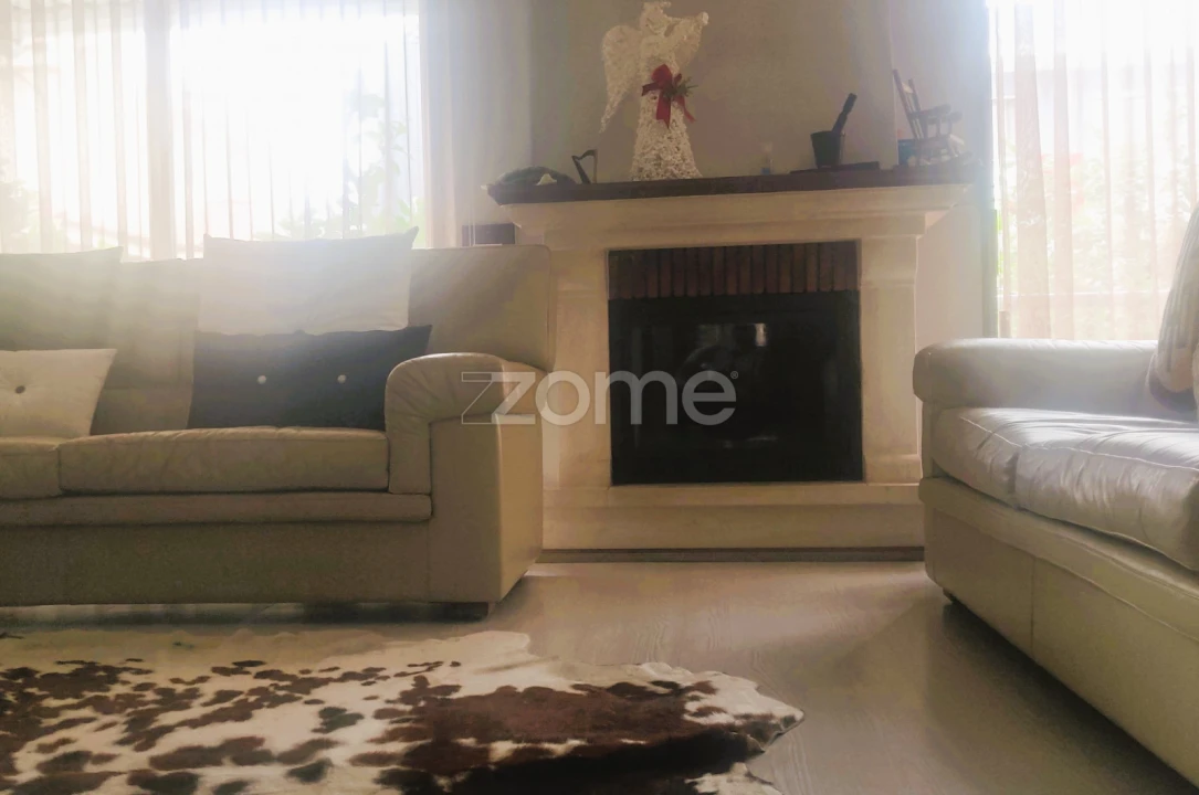 Moradia T4 para Venda em Cidade da Maia Foto 15