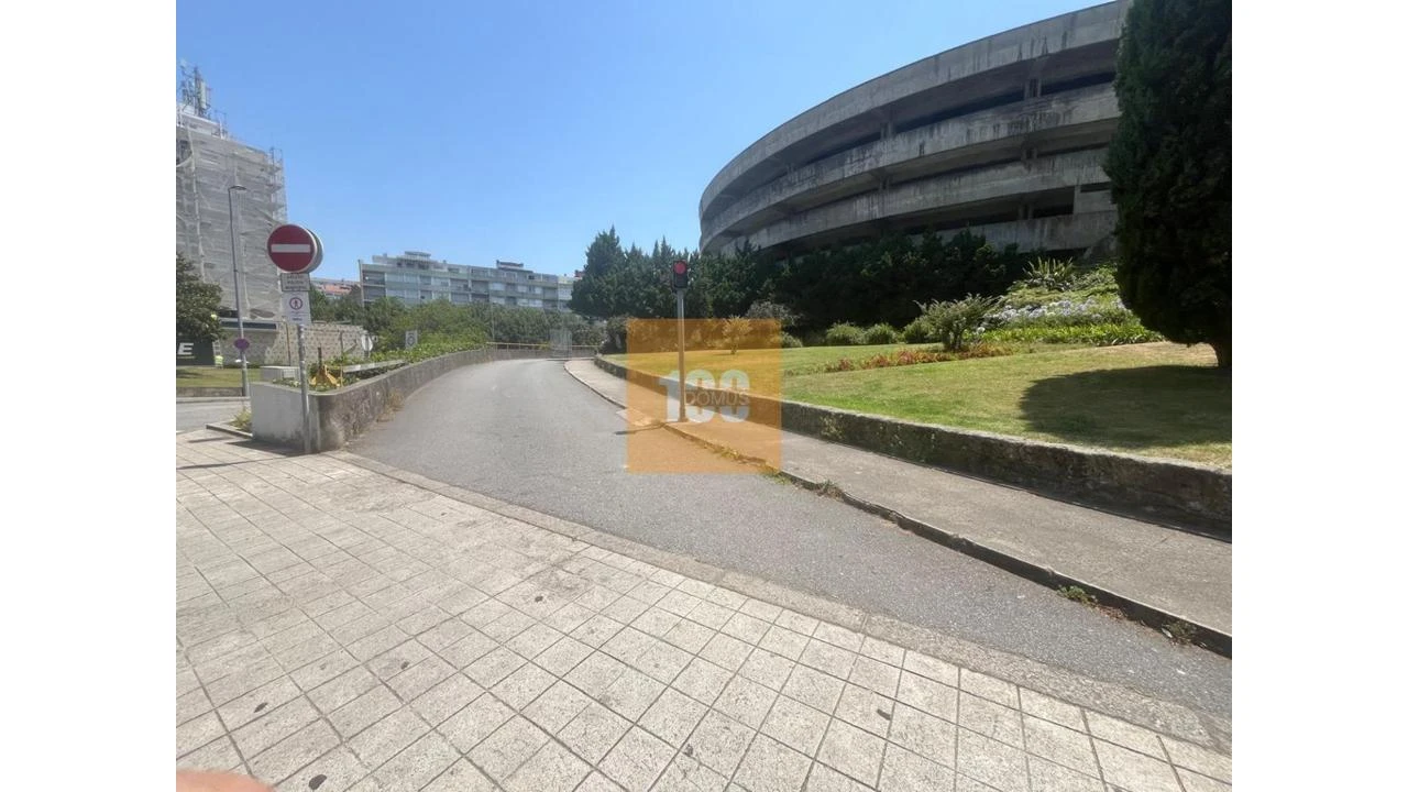 Apartamento T1 para Venda em Cedofeita, Santo Ildefonso, Sé, Miragaia, São Nicolau e Vitória Foto 21