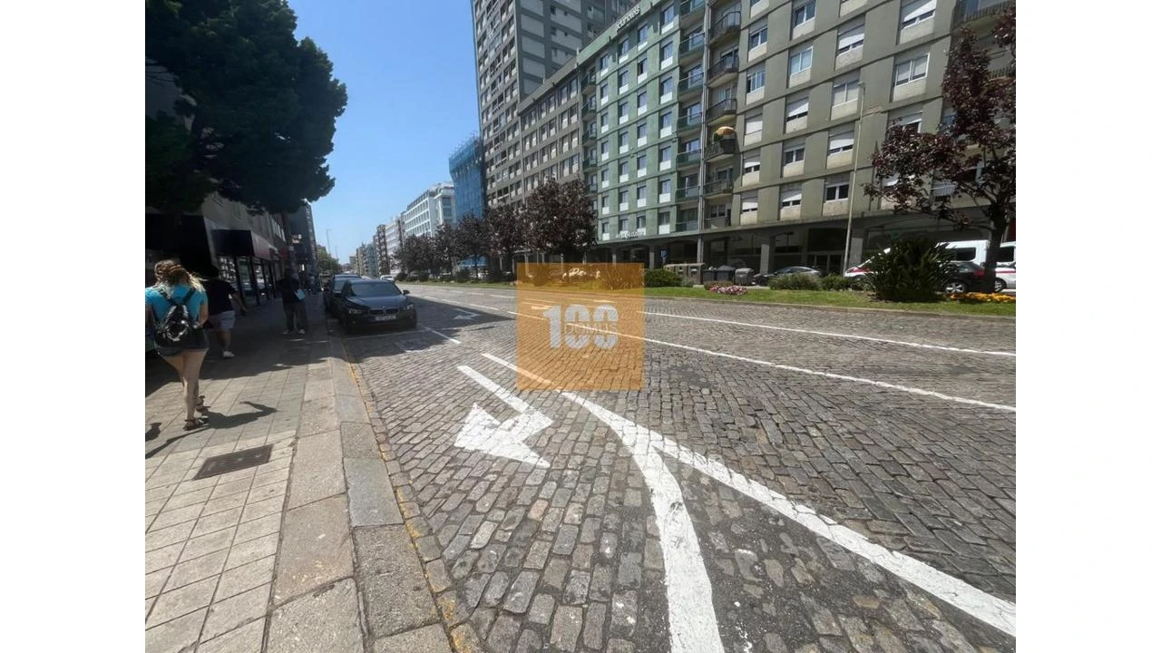 Apartamento T1 para Venda em Cedofeita, Santo Ildefonso, Sé, Miragaia, São Nicolau e Vitória Foto 20