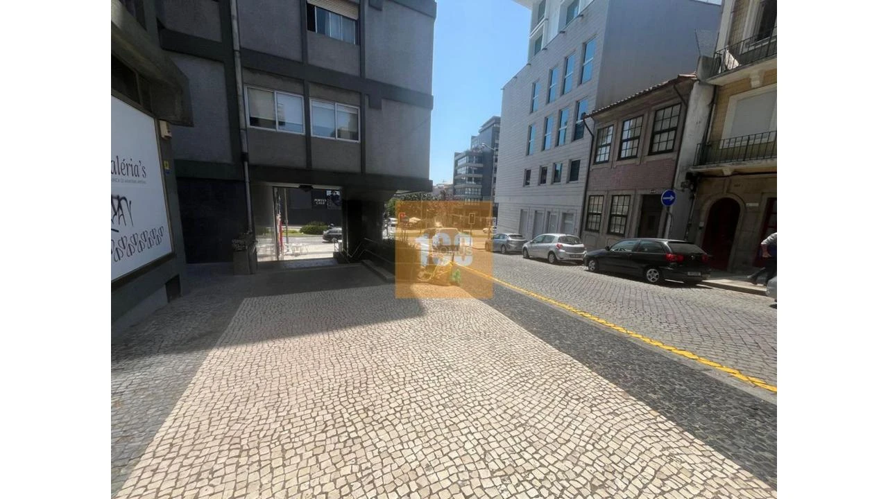 Apartamento T1 para Venda em Cedofeita, Santo Ildefonso, Sé, Miragaia, São Nicolau e Vitória Foto 16
