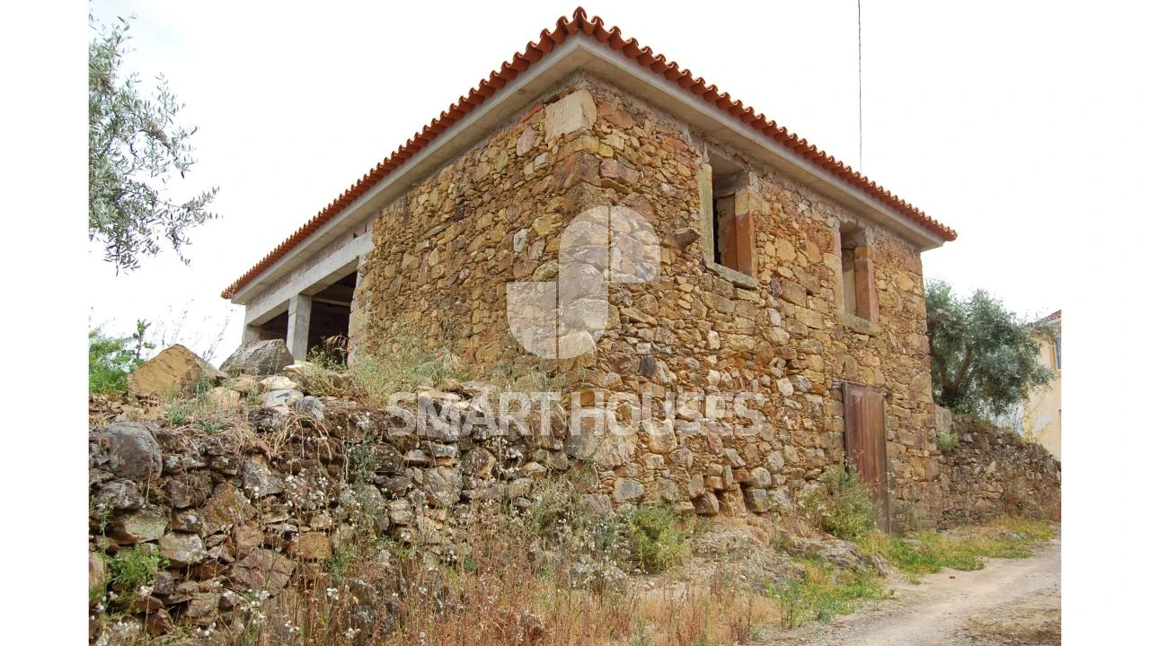 Moradia T2 para Venda em Carapinha Foto 2