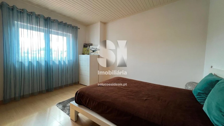 Moradia T5 para Venda em Vieira de Leiria Foto 21