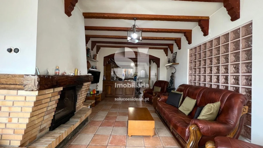 Moradia T5 para Venda em Vieira de Leiria Foto 8