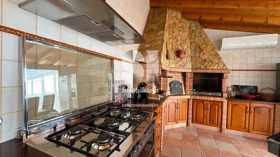 Moradia T5 para Venda em Vieira de Leiria Foto 30