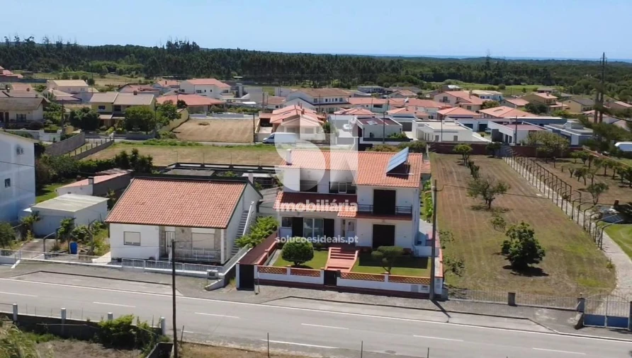 Moradia T5 para Venda em Vieira de Leiria Foto 2
