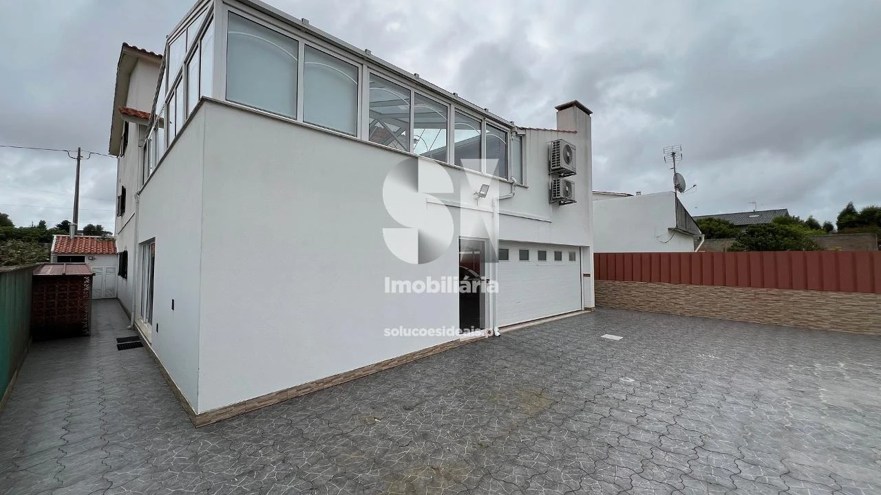 Moradia T5 para Venda em Vieira de Leiria Foto 38