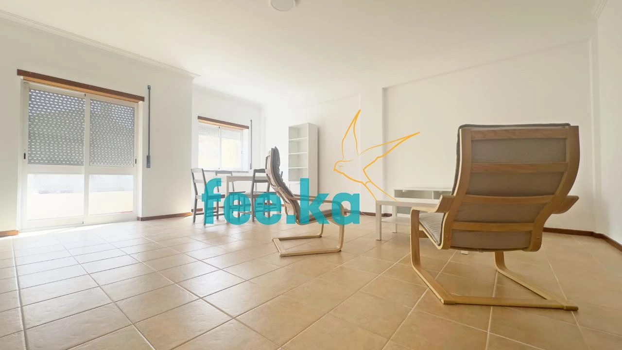 Apartamento T3 para Arrendamento em Castelo Branco Foto 11