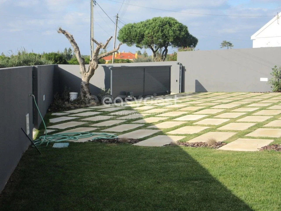 Moradia T6 para Venda em A dos Cunhados e Maceira Foto 4
