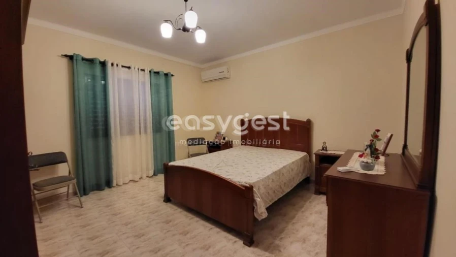 Quinta T4 para Venda em Ourique Foto 13