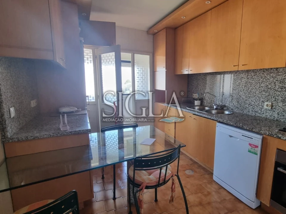 Apartamento T2 para Arrendamento em Mafamude e Vilar do Paraíso Foto 6