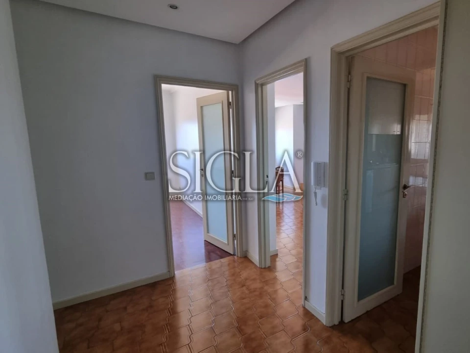 Apartamento T2 para Arrendamento em Mafamude e Vilar do Paraíso Foto 9