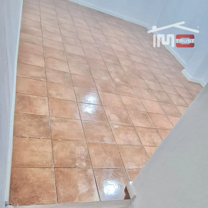 Loja para Arrendamento em Amora Foto 18