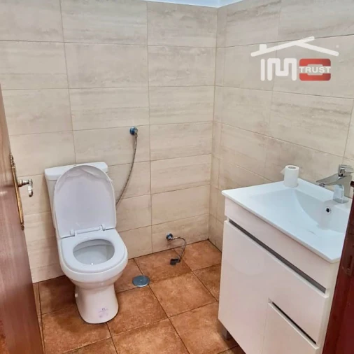 Loja para Arrendamento em Amora Foto 6