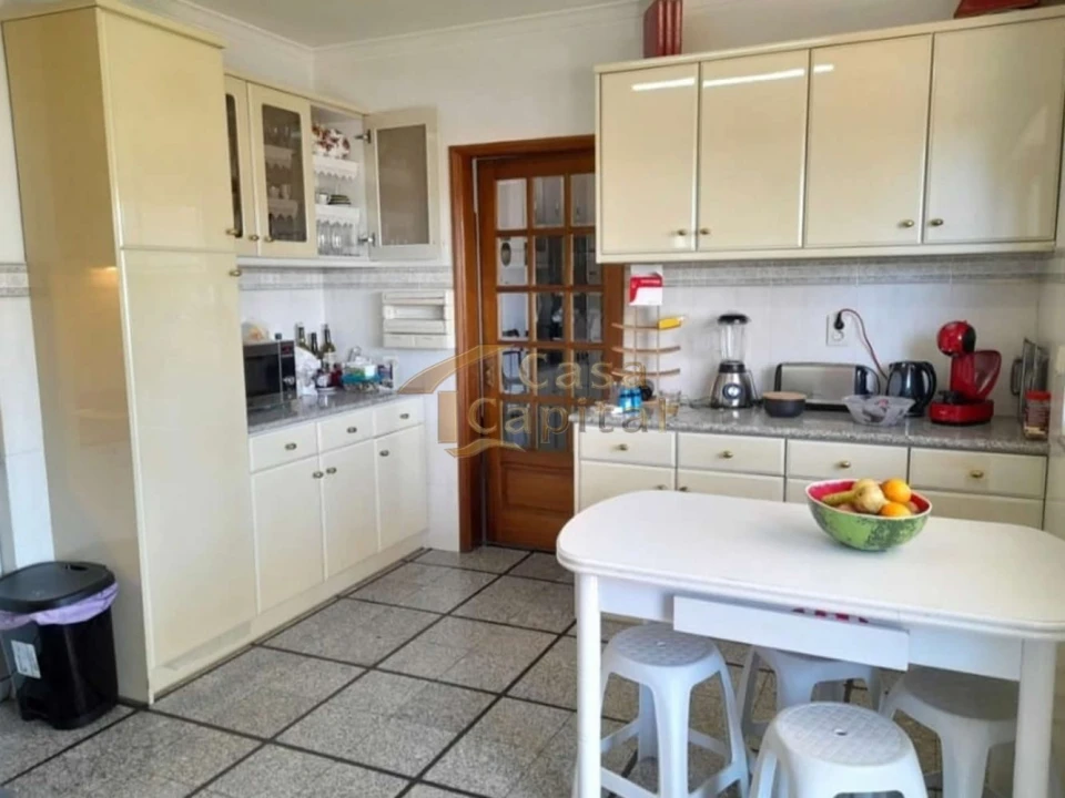 Moradia T5 para Venda em Lordelo Foto 30