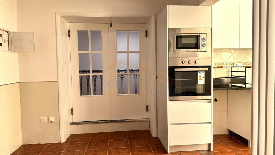 Moradia T3 para Venda em Santa Maria, São Pedro e Sobral da Lagoa Foto 26