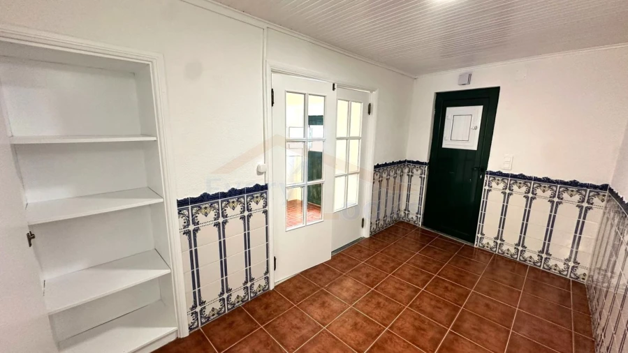 Moradia T3 para Venda em Santa Maria, São Pedro e Sobral da Lagoa Foto 15