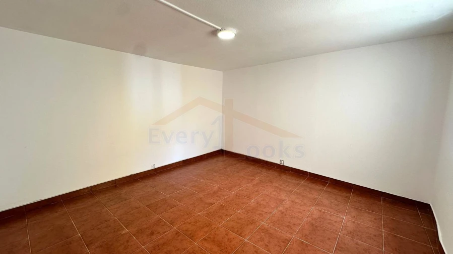 Moradia T3 para Venda em Santa Maria, São Pedro e Sobral da Lagoa Foto 41