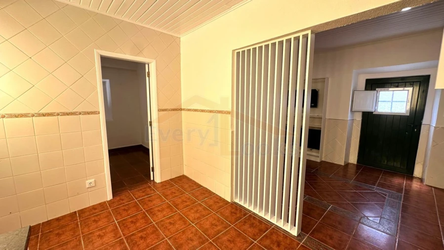 Moradia T3 para Venda em Santa Maria, São Pedro e Sobral da Lagoa Foto 16