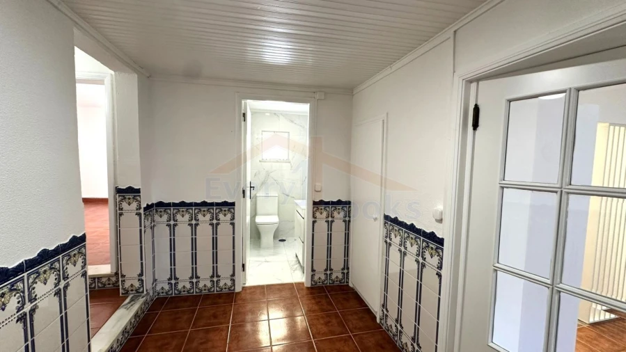 Moradia T3 para Venda em Santa Maria, São Pedro e Sobral da Lagoa Foto 13