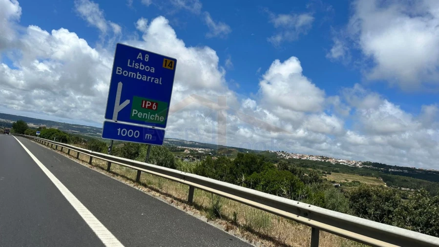 Moradia T3 para Venda em Santa Maria, São Pedro e Sobral da Lagoa Foto 57