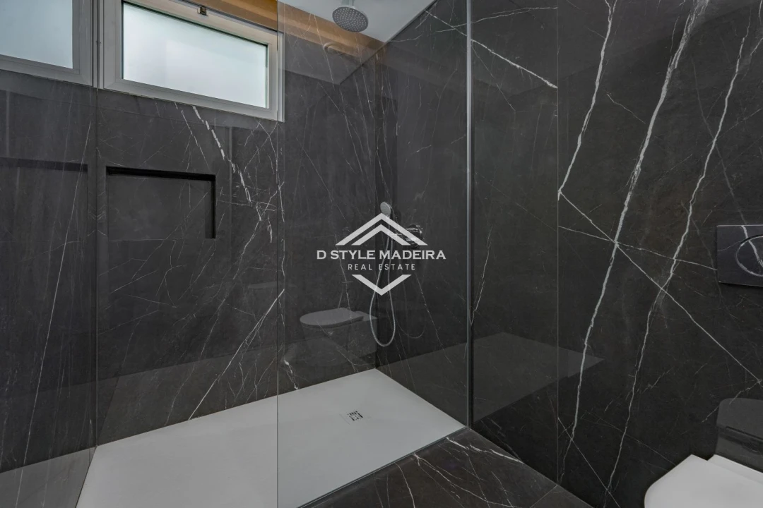 Apartamento T2 para Arrendamento em Funchal (São Pedro) Foto 15