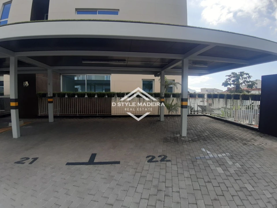 Apartamento T2 para Arrendamento em Funchal (São Pedro) Foto 26