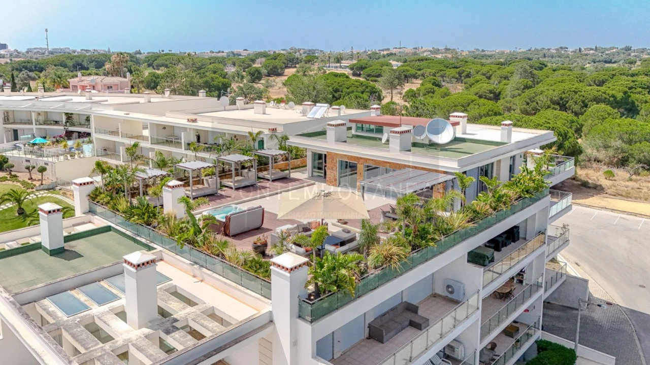 Apartamento T3 para Venda em Albufeira e Olhos de Água Foto 45