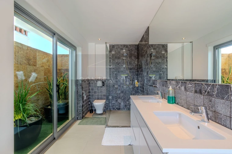 Apartamento T3 para Venda em Albufeira e Olhos de Água Foto 37