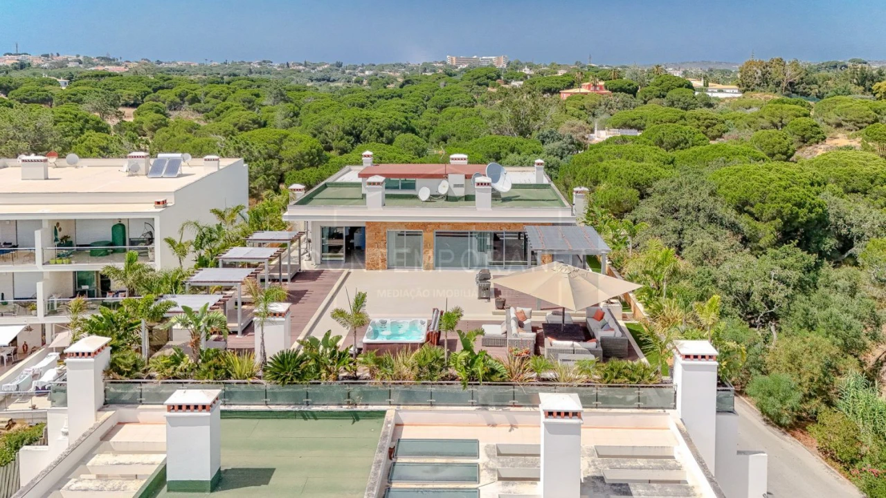 Apartamento T3 para Venda em Albufeira e Olhos de Água Foto 1