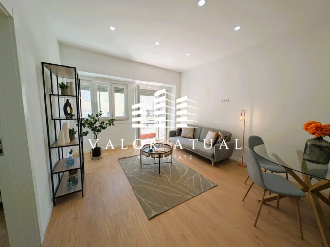 Apartamento T3 para Venda em São Vicente Foto 3