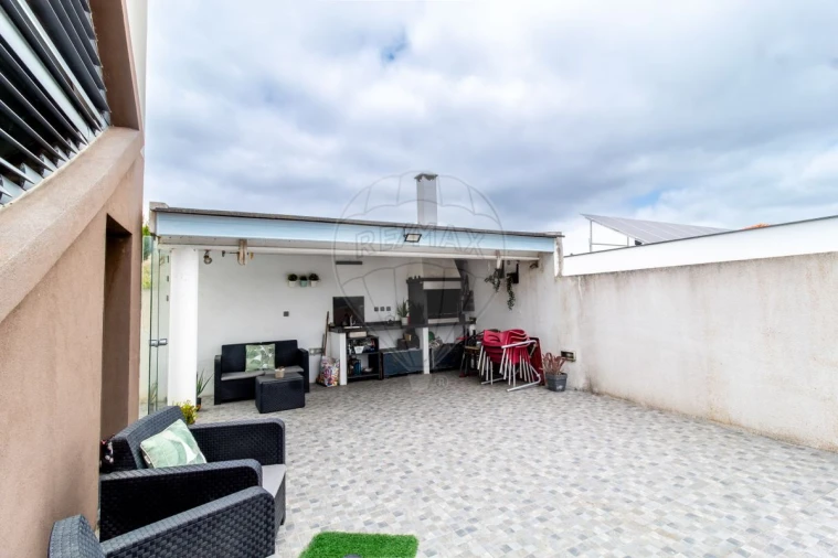 Moradia T4 para Venda em Ponte do Rol Foto 34