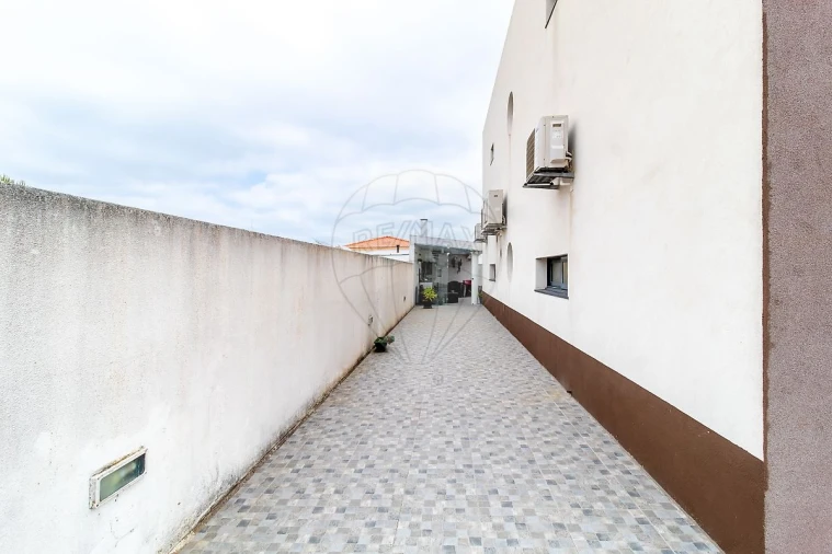 Moradia T4 para Venda em Ponte do Rol Foto 33