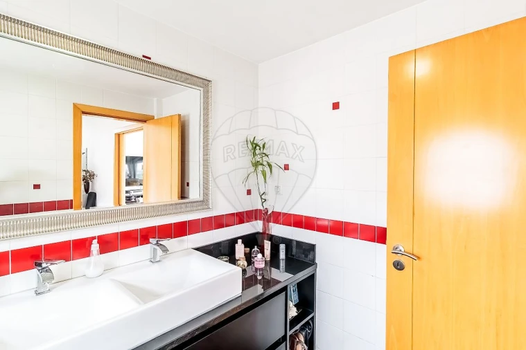 Moradia T4 para Venda em Ponte do Rol Foto 14