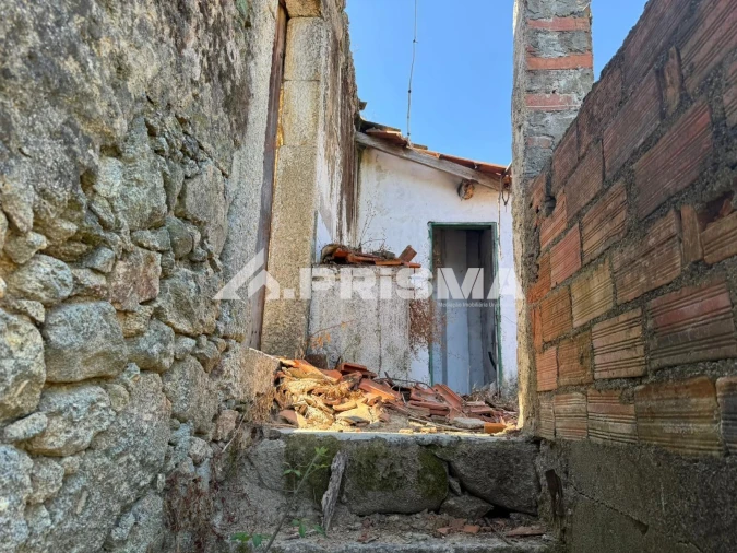 Prédio para Venda em Póvoa de Rio de Moinhos e Cafede Foto 8