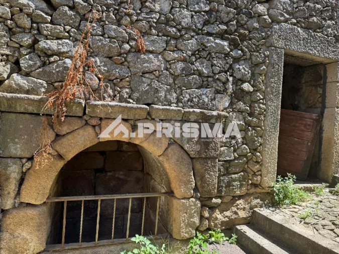 Prédio para Venda em Póvoa de Rio de Moinhos e Cafede Foto 13