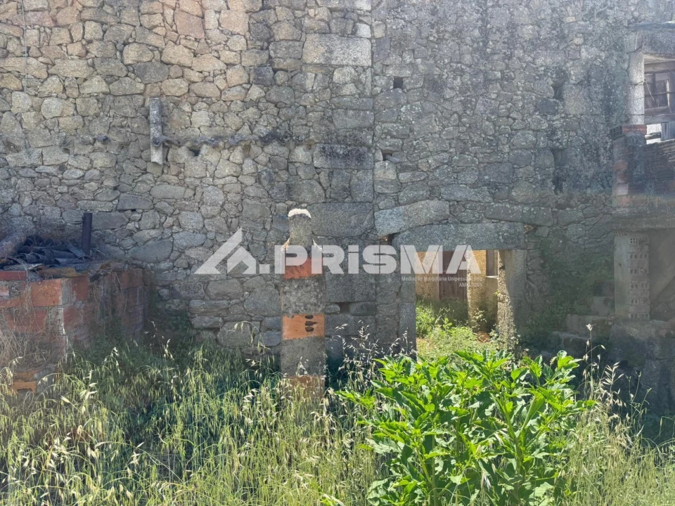 Prédio para Venda em Póvoa de Rio de Moinhos e Cafede Foto 6