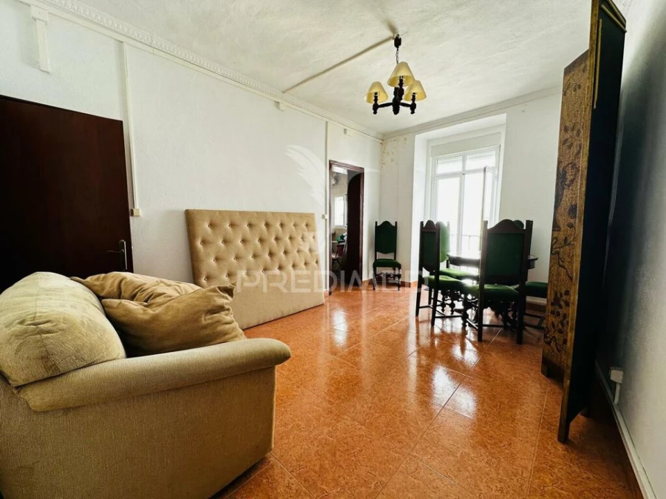 Moradia T2 para Venda em Assunção, Ajuda, Salvador e Santo Ildefonso Foto 7