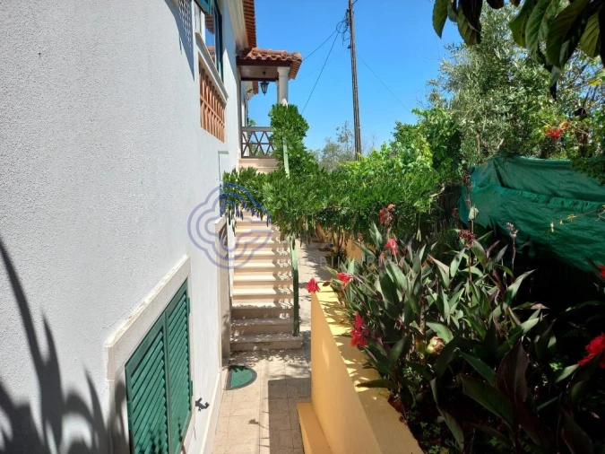 Moradia T7 para Venda em São João Baptista e Santa Maria dos Olivais Foto 3