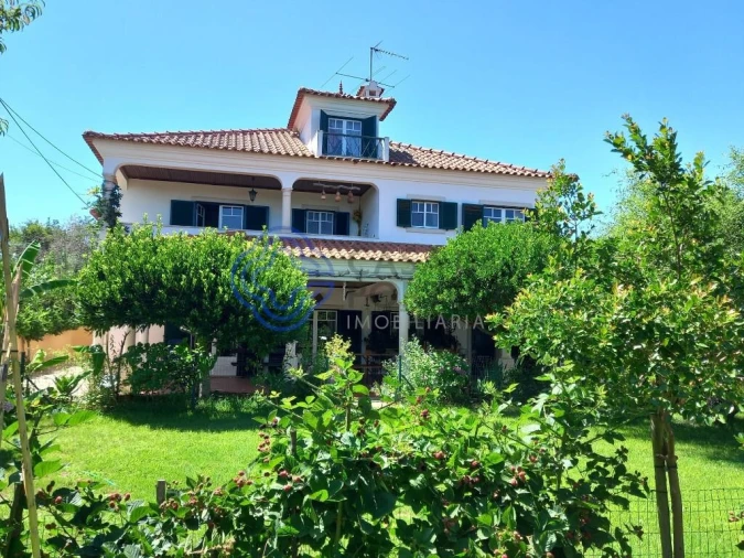 Moradia T7 para Venda em São João Baptista e Santa Maria dos Olivais Foto 1