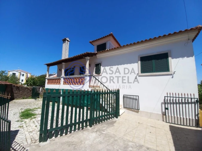 Moradia T7 para Venda em São João Baptista e Santa Maria dos Olivais Foto 2