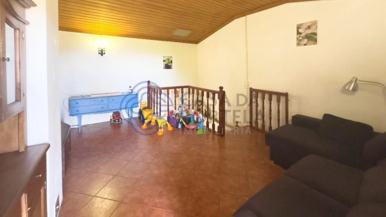 Quinta T3 para Venda em Carrazedo de Montenegro e Curros Foto 14