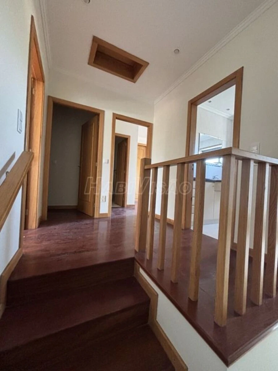 Moradia T3 para Venda em Alfena Foto 9