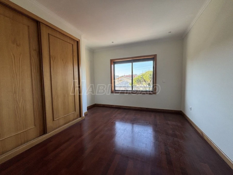 Moradia T3 para Venda em Alfena Foto 6