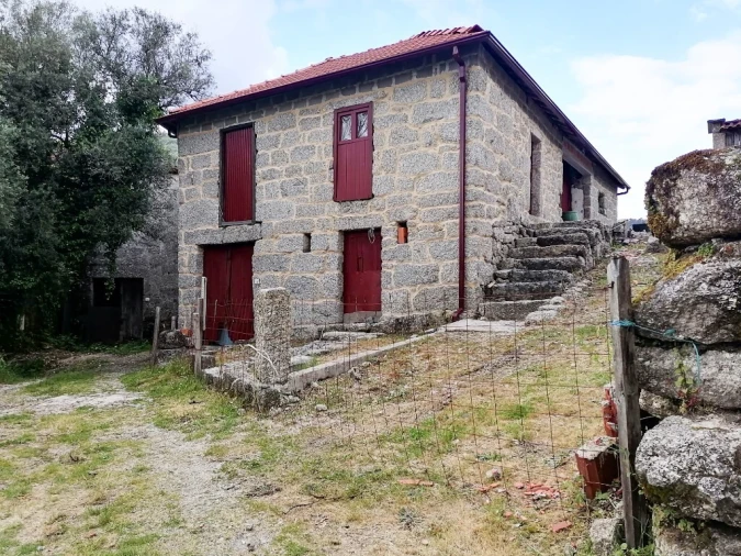 Moradia T9 para Venda em Cantelães Foto 37